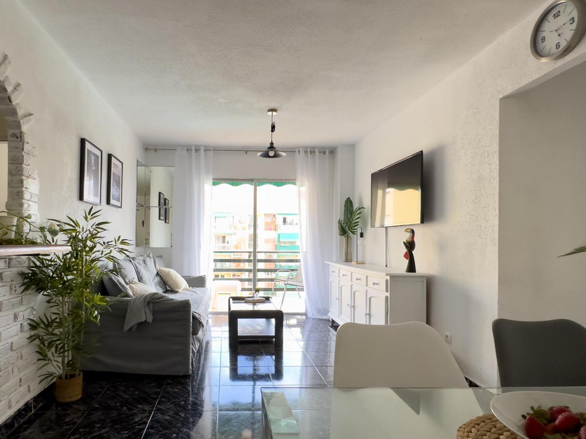 Amazing 3-Bedroom Apartment. Pool And Sea View! Los Cristianos  Dış mekan fotoğraf
