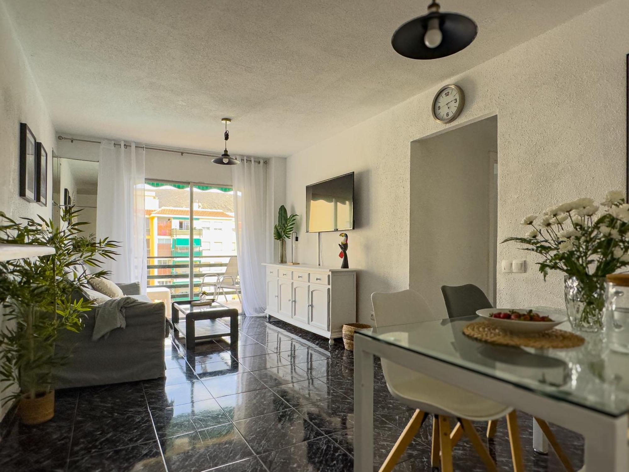 Amazing 3-Bedroom Apartment. Pool And Sea View! Los Cristianos  Dış mekan fotoğraf