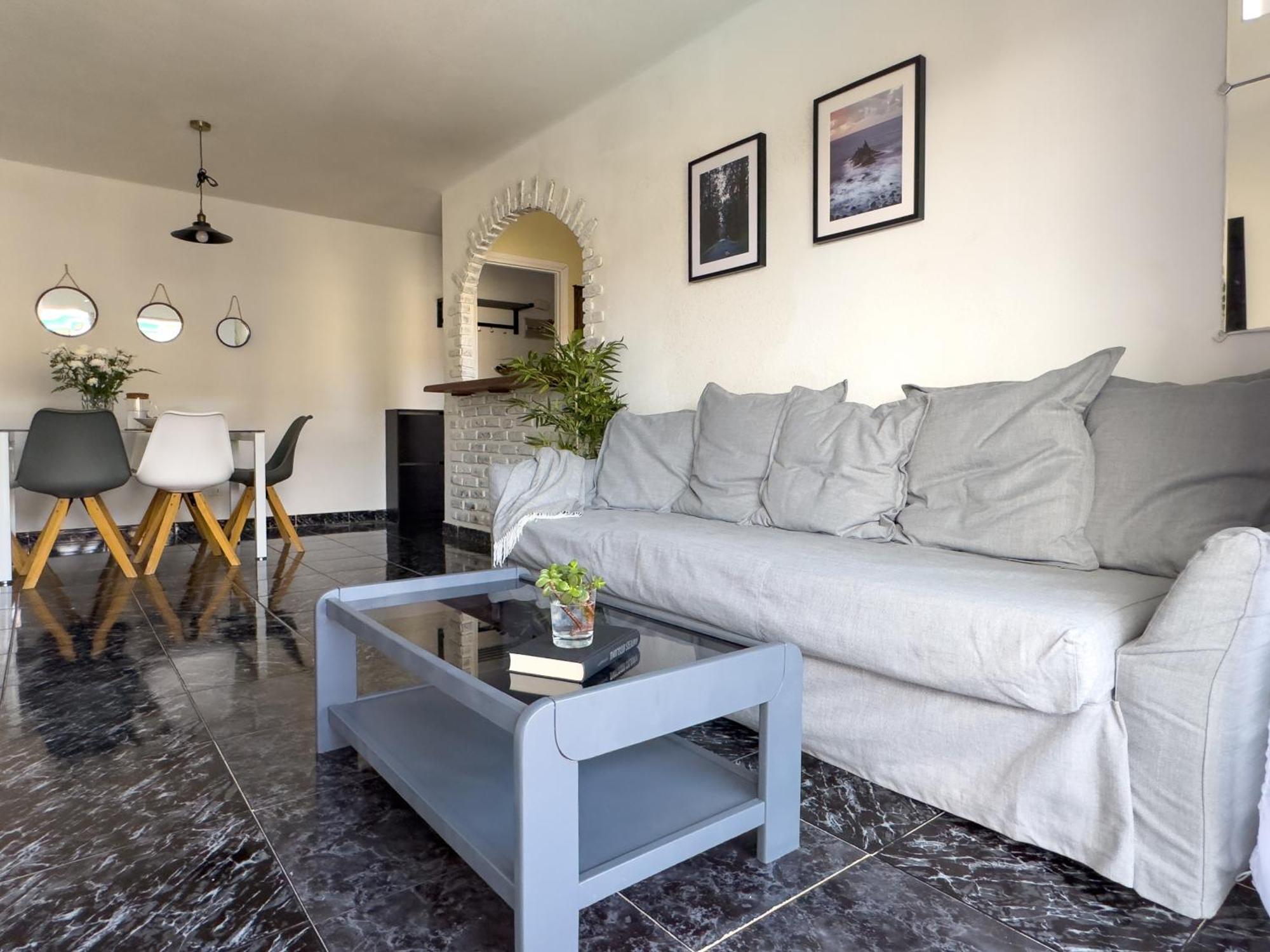Amazing 3-Bedroom Apartment. Pool And Sea View! Los Cristianos  Dış mekan fotoğraf